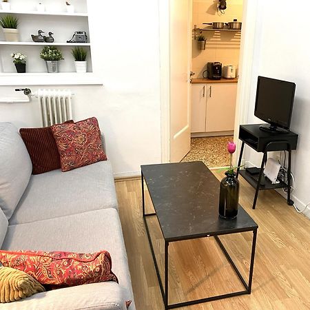 Artistic Deco Apartment Афины Экстерьер фото